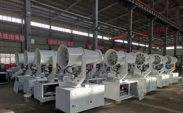 全自動遠(yuǎn)程霧炮機(jī)哪個廠家好-鄭州霧炮機(jī)廠家-找【鄭通霧炮機(jī)】
